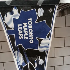 Tradera Toronto Maple Leafs Vimpel> Hockey & Skøjter