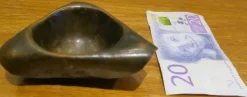 Cheap Tre kronor-stämplat koppar-fat från svunna tider säljes Kobbergenstande