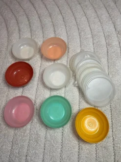 Tradera Tupperware 7 st små skålar med lock| Tupperware