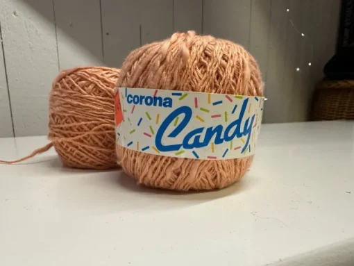 Tradera Två äldre Corona Candy| Syning & Strik