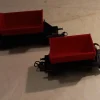 Tradera Två Röda Tågvagnar| Modeljernbaner