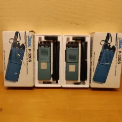 Tradera Två retro Zodiac P-3206 Handhållna walkie-talkies sändare-mottagare| Amatørradio