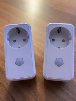 Tradera Två st Verisure SmartPlug| Smart Home