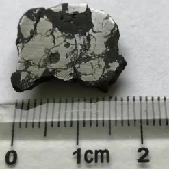 Best Ultra sällsynt meteorit - CB Carbonaceous - NWA 4025 - 3,10g - ändskärning Arkæologi