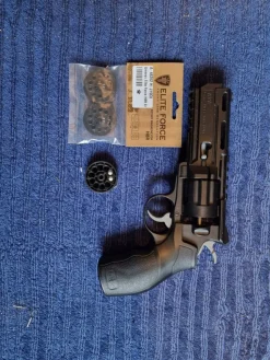 Tradera Umarex Elite Force H8R Airsoft Revolver> Eventyrsport