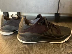 Tradera Under Armour Curry 4 - Svarta - Storlek 42> Basket