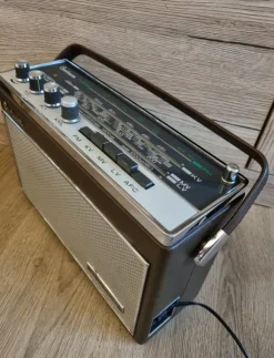 Tradera Unik transistorradio Centrum Transita Automatic, fungerar| Transportabelt