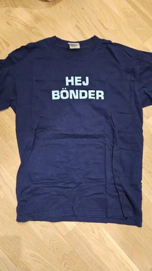 Tradera Unik T-shirt > Sportsmemorabilia