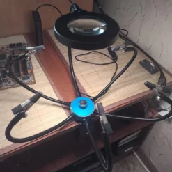 Cheap Universal lödkolvstativ med 6 flexibla armar,3X LED-förstoringsglas och USB-port Svejsning & Lodning