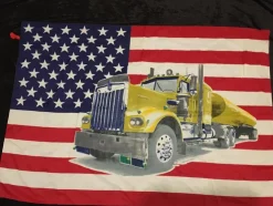 Tradera USA - TRUCK Lastbil. Posterflagga Big Size SAMLAROBJEKT från 80-talet| Lastbiler & Busser