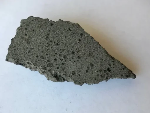 Clearance Vacker meteorit - CK4 - NWA 16067 - ändskärning - 38g Arkæologi
