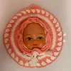 Tradera Väggdekoration docka Kitsch Retro Vintage| Indretningsdetaljer