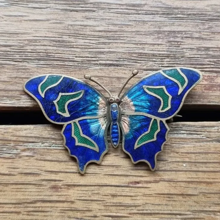 Tradera Vintage brosch mässing fjäril blå grön emalj> Brocher