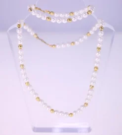 Tradera Vintage faux plastic pearl and gold bead necklace/bracelet set circa 1980s-22.6g> Smykkesæt