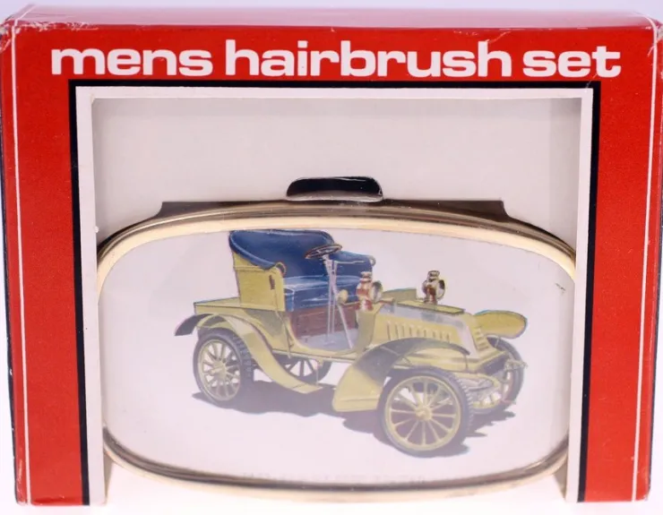 Tradera Vintage mens hairbush-plastic bristles-1908 De Dion Bouton car motif-circa 1970s> Hårpleje