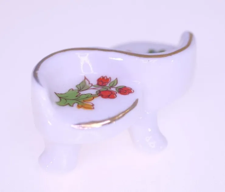 Tradera Vintage porcelain mini love seat ornament-victorian style-circa 1970s-Weight 18g| Indretningsdetaljer