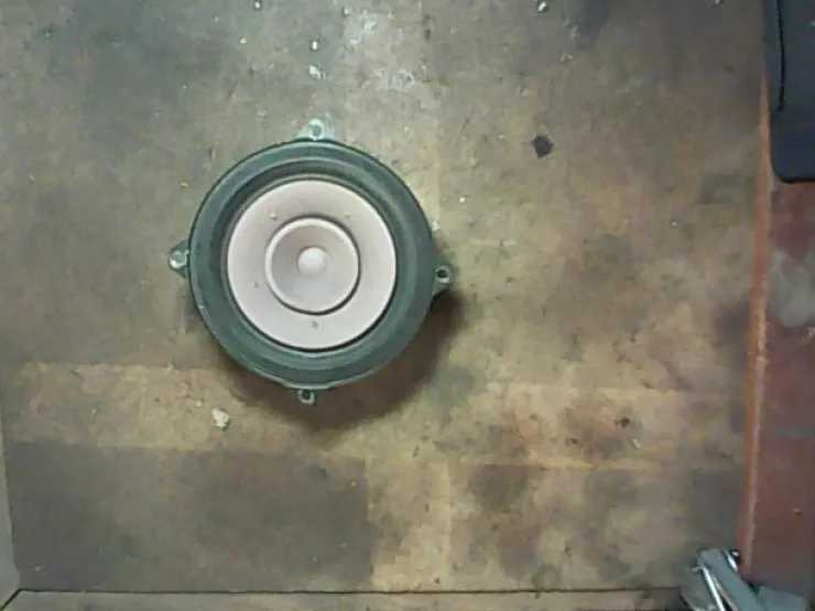 Tradera Volvo 440, 460, 1995 dörr högtalare fram| Bilstereo