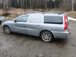 Tradera Volvo V70 2.4 170hk manuellt| Biler