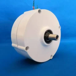 Outlet 100W 12V 600RPM enaxlig trefas växellös permanentmagnetgenerator med styrenhet Maskiner