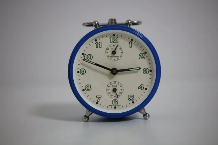 Tradera Wehrle - Vintage väckarklocka, modell Polo - Fungerar & i gott skick> Ure Til Hjemmet