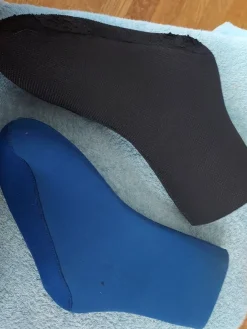 Tradera Windsurfing sockor i våtdräktsmaterial Storlek 41/42> Vandsport