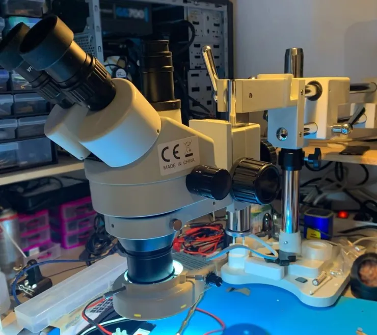 Tradera 3,5-90X trinokulärt stereomikroskop med dubbelarmsfäste,stödjer kameraanslutning| Mikroskop