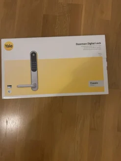 Sale Yale Doorman Digital Lock Classic Silver Låse & Alarmer
